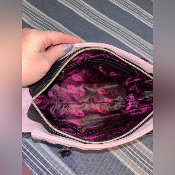 Betsey Johnson Black and Pink tote bag - Picture 4 of 8